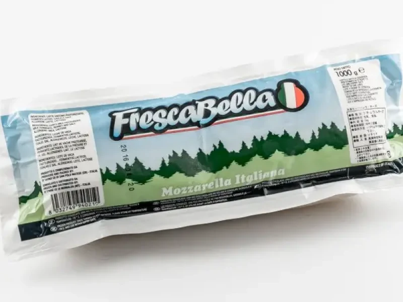 FILONE DI MOZZARELLA DI LATTE DI VACCA SACCHETTO SIGILLATO SOTTOVUOTO 1kg_2